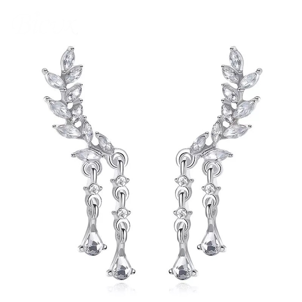 3 for $27 ❤️ Gorgeous winged stud earrings - Picture 2 of 3
